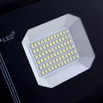 PROYECTOR LED ANTIVANDÁLICO 70W IP66 IK08 - Imagen 5